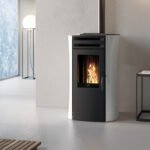 Edilkamin Dania Air Tight Plus Pelletofen – 8 kW | WLAN, airKare, Raumluftunabhängig | Schwarz / Glas Weiß