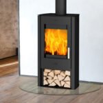 Fireplace Tuvalu Kaminofen – 6 kW | Puristischer Stahl-Ofen mit großer Sichtscheibe & optionaler Naturstein-Topplatte