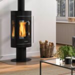 Justus Meva Kaminofen 5,5 kW – Rundofen mit 3-seitiger Verglasung & vielseitigen Topplatten