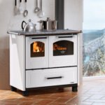 La Nordica Family 4,5 Küchenofen – 7,5 kW Holzherd mit Backfach & Gusseisen-Kochplatte