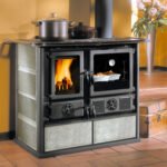 La Nordica Rosa 16 Petra Küchenofen – 8,8 kW Holzherd mit Backofen & Naturstein