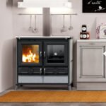 Thermorossi Viola Evo – 12,1 kW Küchenofen Naturstein Grau mit Backfach, Kochplatte & Vintage-Design