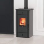 Wamsler Luke Kaminofen 8 kW mit Kochplatte – Effizienter Holzofen in Grau/Schwarz